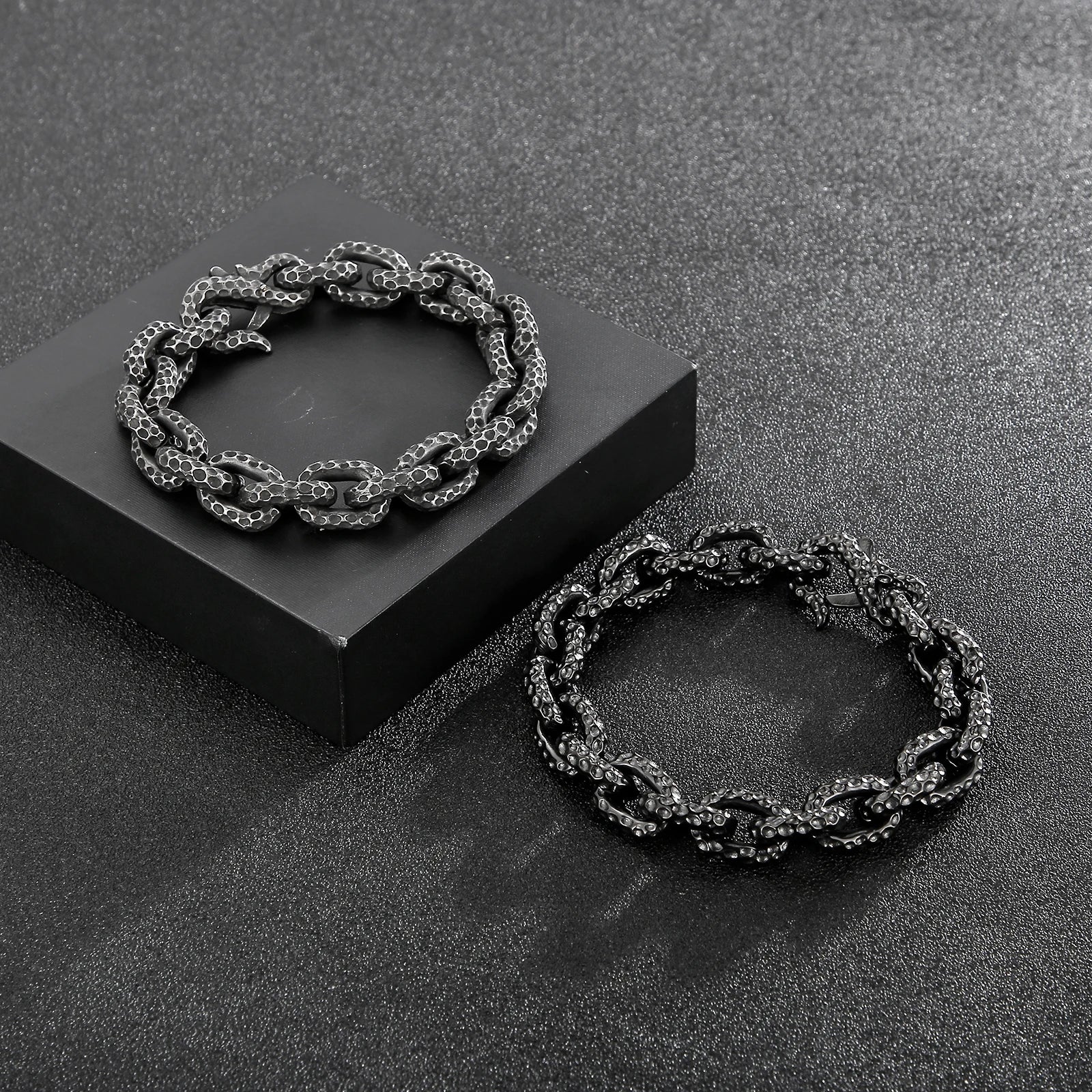 Fongten Men Charm Bracelets Stainless Steel Striking Pattern Rotre Black Color Bracelets Bangle For Men O Link Chain Jewelry