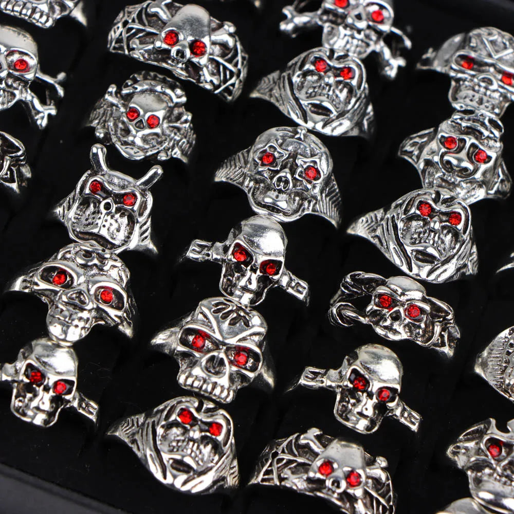 10Pcs/Lot Retro Punk Style Red Eye Skull Ring Women Men Gothic Jewelry Gift For Good Friends Travel Accessories
