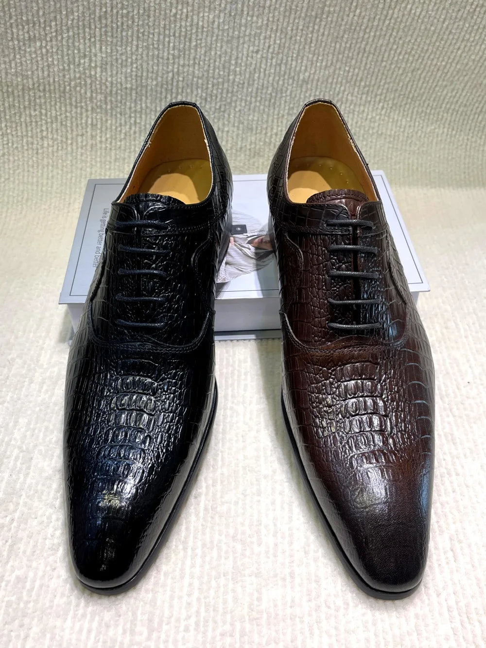 Italian Luxury Men's Pointed Toe Oxford Shoes Black Coffee Leather Lace-Up Dress Shoes for Wedding Office Business Formal Wear