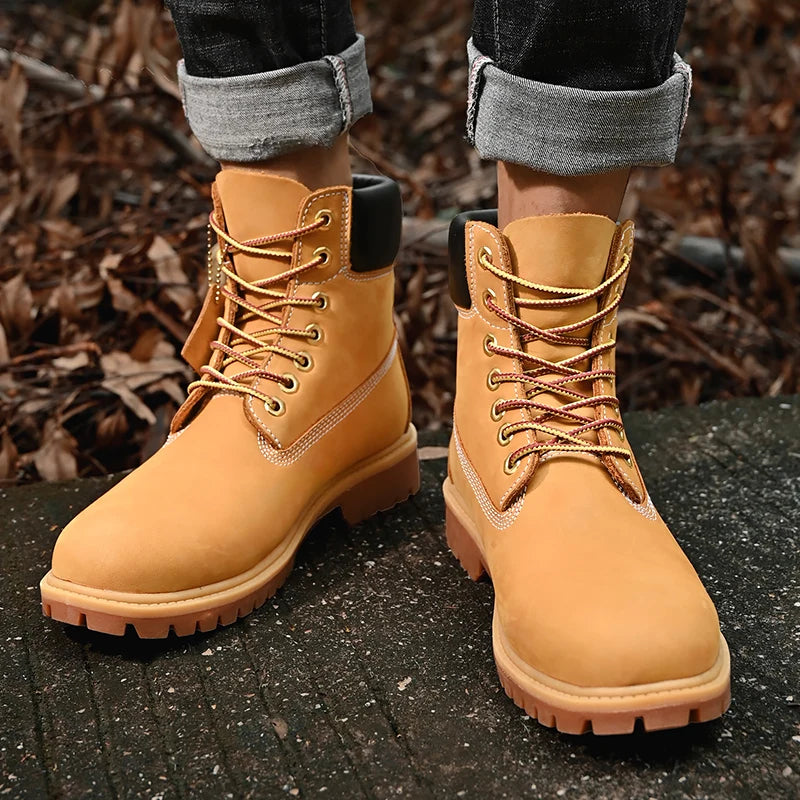 High Quality Mens Walking Shoes Fashion Outdoor Sports Leisure High Top Boots Winter Velvet Anti Slip Flat Lace Up Boots for Man