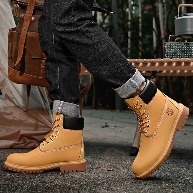 High Quality Mens Walking Shoes Fashion Outdoor Sports Leisure High Top Boots Winter Velvet Anti Slip Flat Lace Up Boots for Man