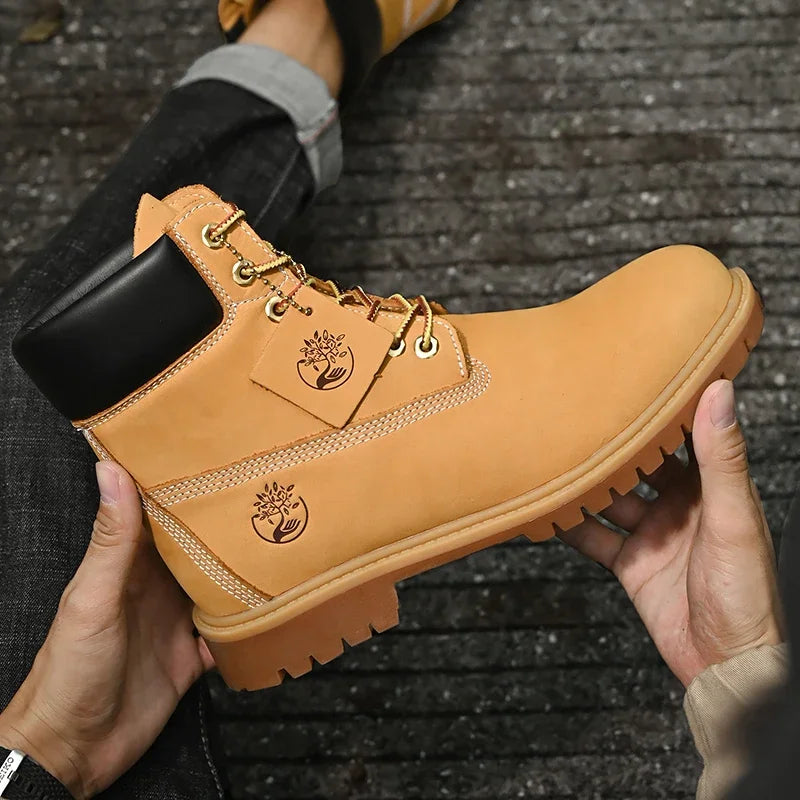 High Quality Mens Walking Shoes Fashion Outdoor Sports Leisure High Top Boots Winter Velvet Anti Slip Flat Lace Up Boots for Man