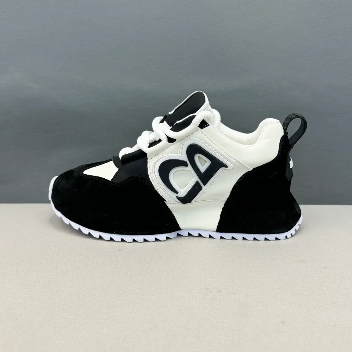 Man High-top Comfortable Winter Lace-up Casual Walking Shoes Outdoor Sports Fashion Luxury Design Walking Men Sneakers